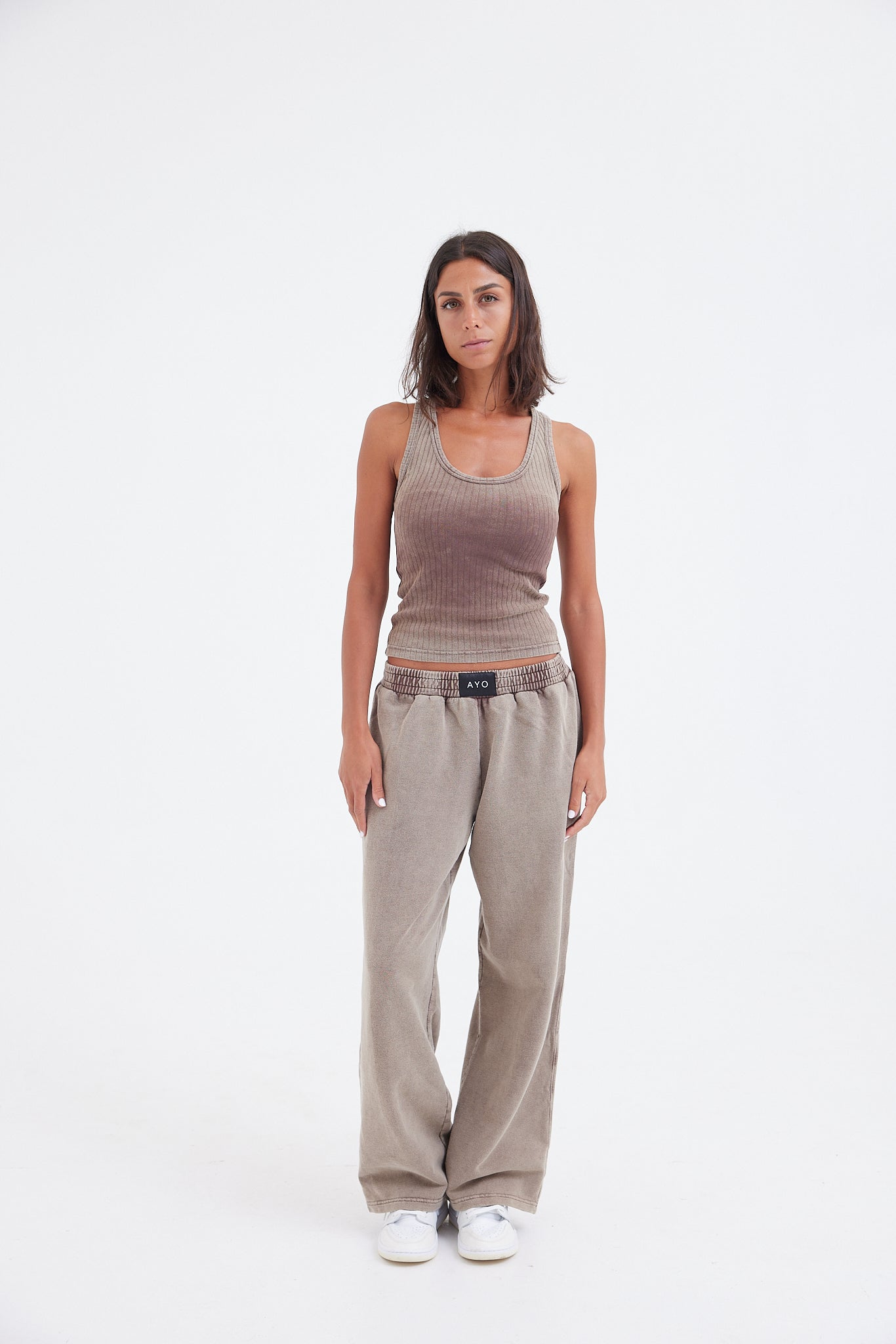 Stone Wash Sweatpants - Brown