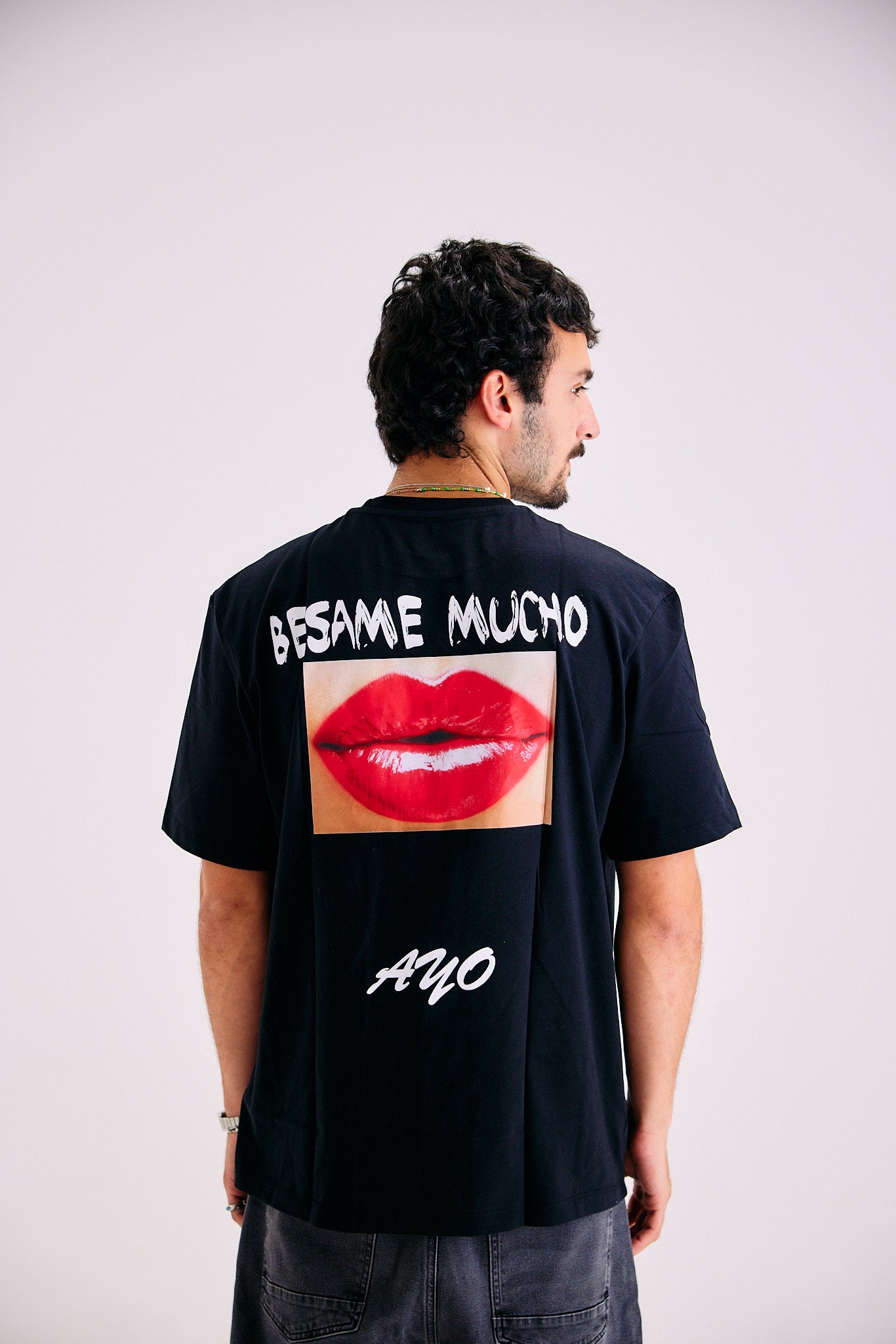 Besame Mucho T-shirt