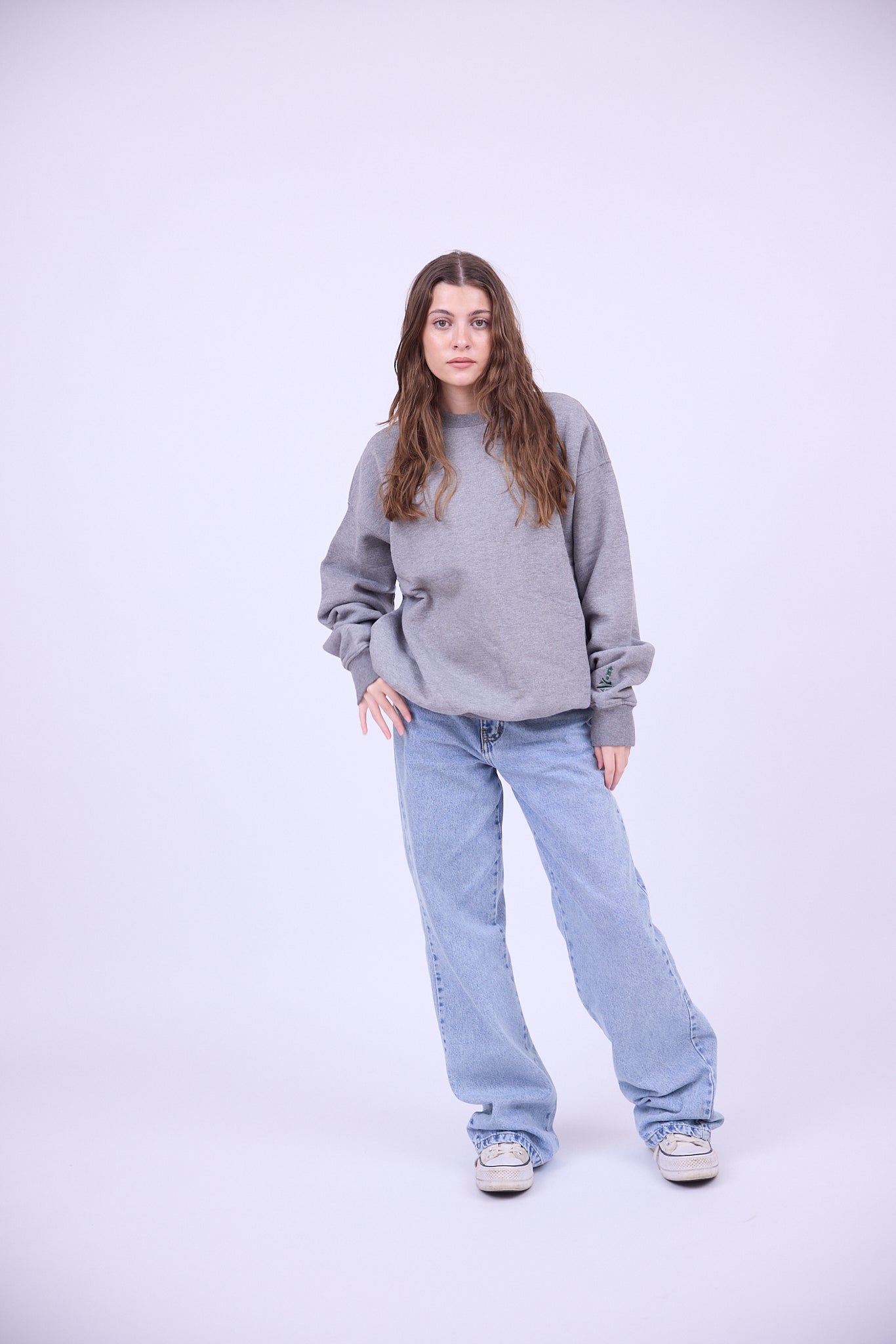 AYO Crew Neck - Grey