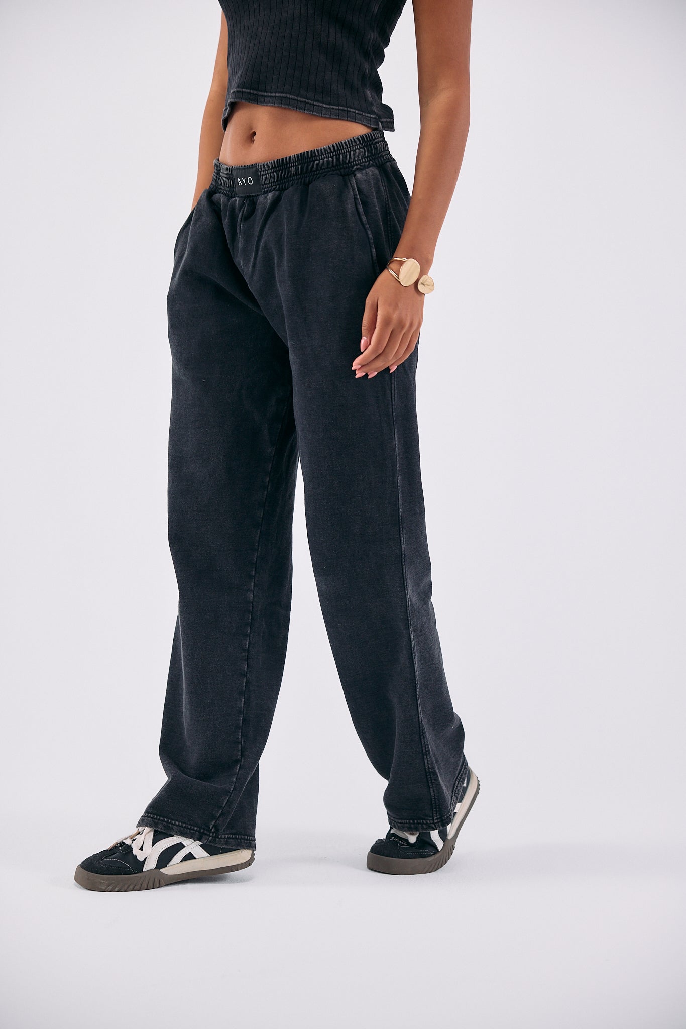 Stone Wash Sweatpants - BLACK