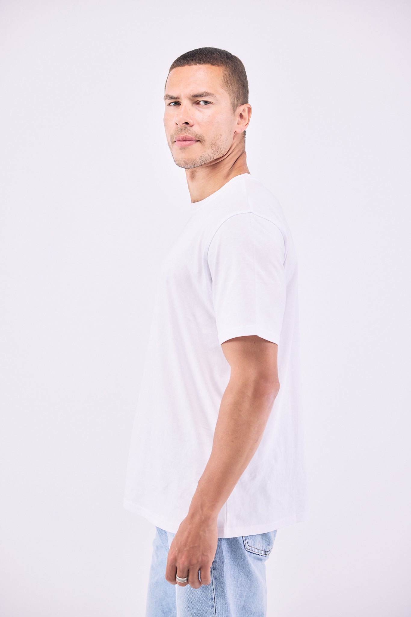 Crew Neck Classic T-Shirt - WHITE